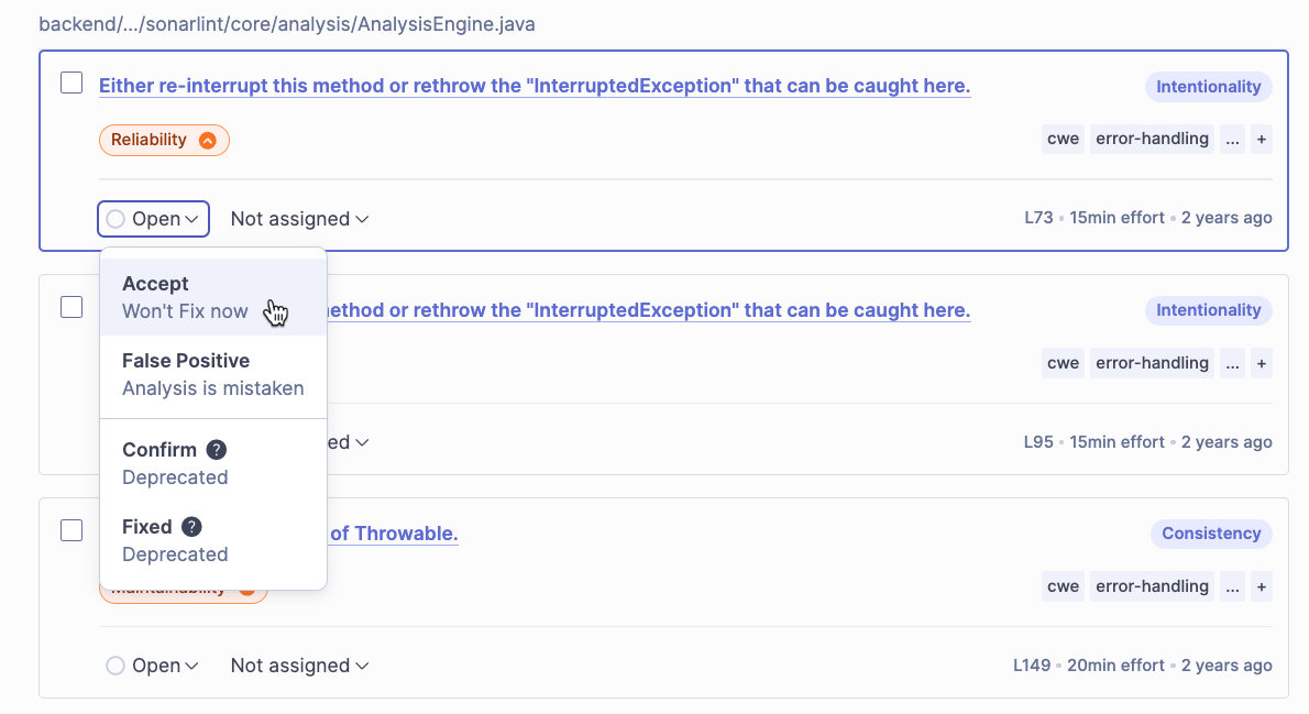 Changing the status of an issue in SonarQube.
